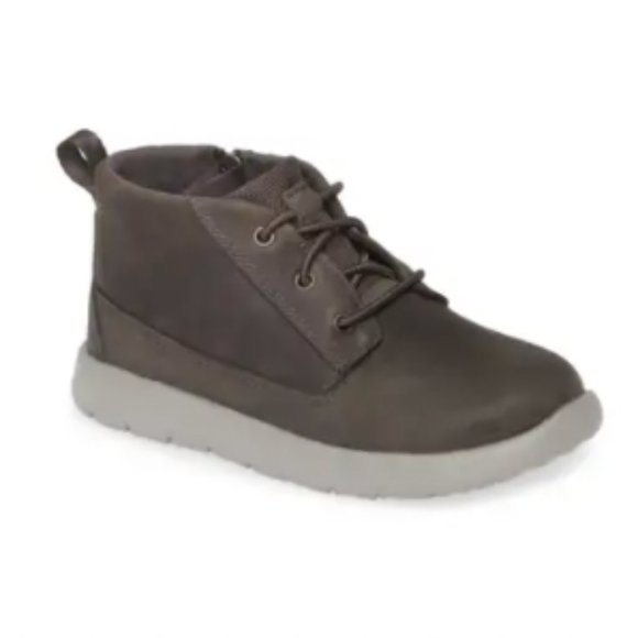 ugg canoe waterproof sneaker
